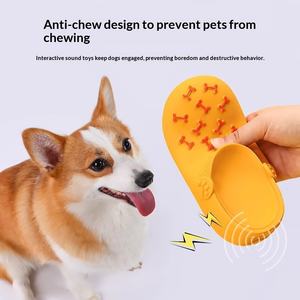 Köpek Oyuncağı Sesli Lateks Terlikler, Köpekler, Yavrular ve Büyük Irk Köpekler için Isırmaya Dayanıklı, Kendini Rahatlatan - Product Image 2