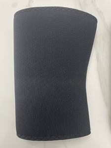 Rodillera de compresión rígida de neopreno de 7 mm para levantamiento de pesas y powerlifting con logo personalizado 2024 - Product Image 4