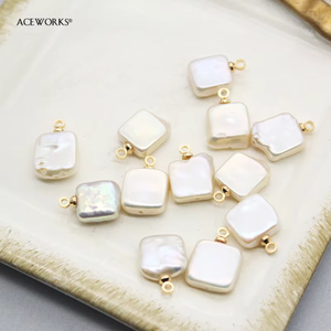 จี้ไข่มุกบาโรก |   ห่วงคล้องสแตนเลสสตีลชุบทอง 18K PVD |   จี้ไข่มุกน้ำจืด |   กันน้ำและไม่หมองคล้ำ - Product Image 3