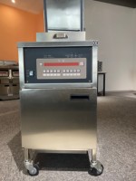 Friteuse à pression électrique pour poulet 13,5 kW 25 L Certificat CE PFE-800 Friteuse à pression pour poulet au prix d'usine
