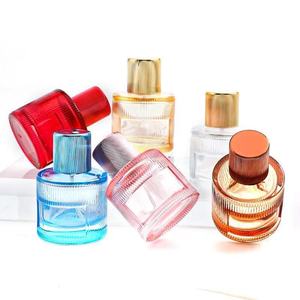 Rociador de bomba de 30ml en stock, botella de spray de vidrio rellenable portátil vacía de Perfume de gama alta para cosméticos, Perfume de vidrio Rosa cuadrado - Product Image 3