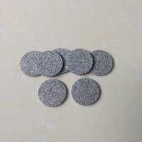 Elemen Filter Cakram Berpori dari Logam Bubuk Sinter Baja Tahan Karat Premium untuk Pembatas Aliran dan Penahan Api