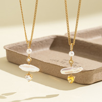 Collier en acier titane zirconium en forme de cœur avec perle d'eau douce, accessoire en acier inoxydable plaqué or 18 carats