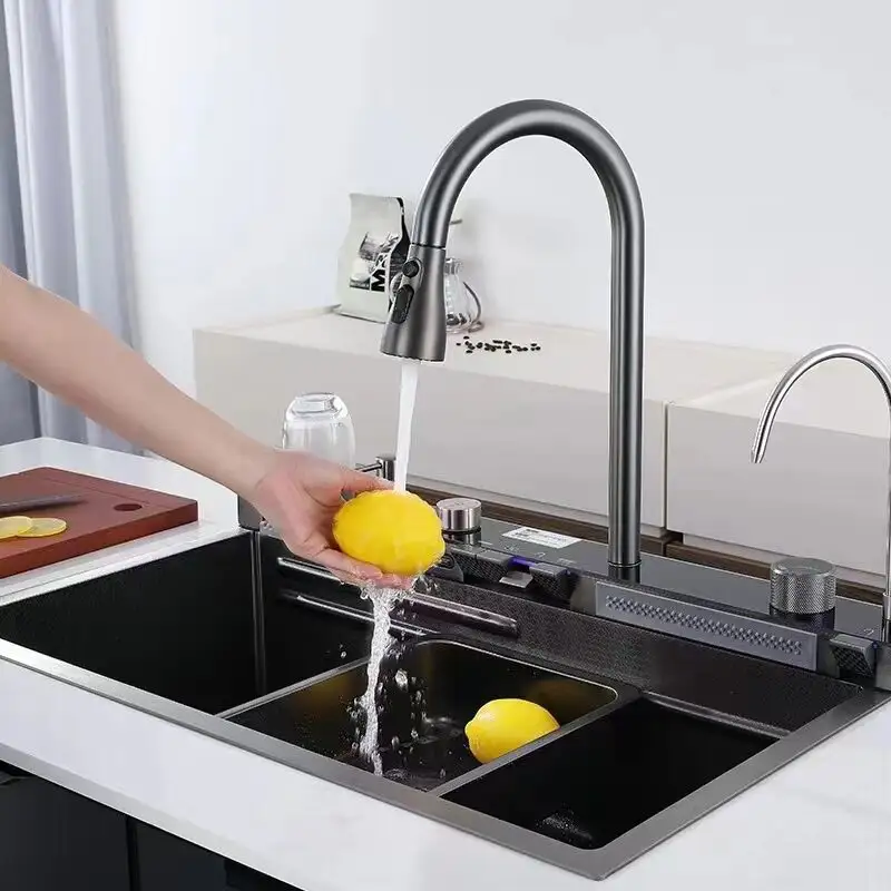 Lavello da cucina a cascata fatto a mano di nuovo Design in acciaio inossidabile funzione lavello Multi-funzionale da cucina