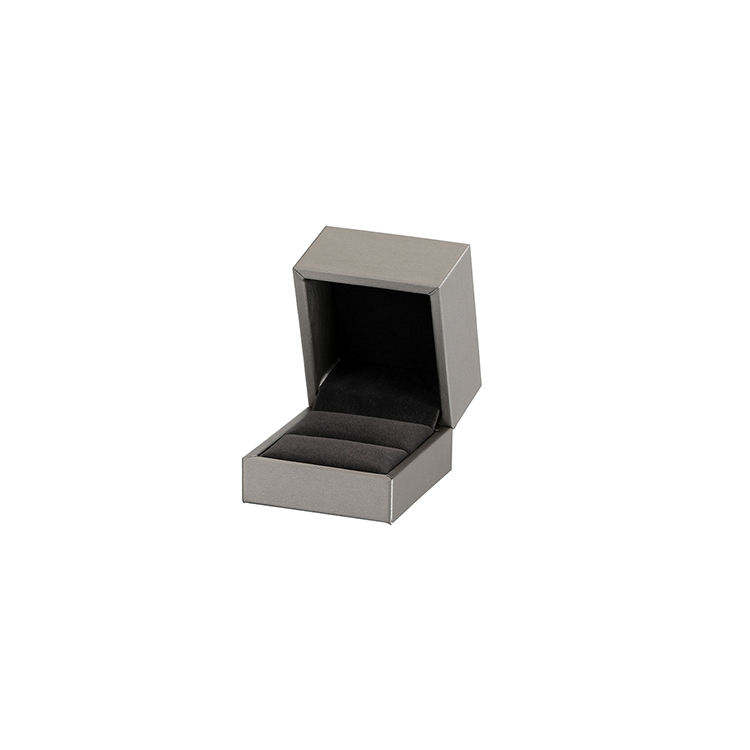 gray Ring box