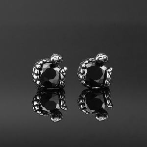 Boucles d'oreilles clous tête de mort fantôme rétro en diamant, directement de l'usine, pour femmes, en acier titane et acier inoxydable 316, bijoux tendance style punk - Product Image 4