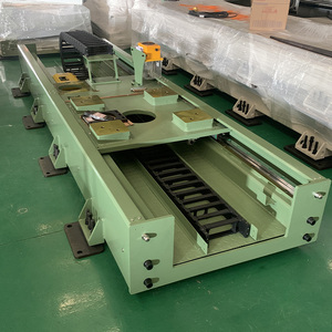 Eje de 7ª Generación para Uso Industrial con Motor, Engranaje, PLC, Potencia de 3-5 KW, Voltaje de 220/380 V, Construcción Resistente, Diseñado para la Industria - Product Image 1