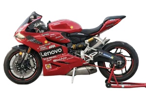 Motocicleta <span class=keywords><strong>Ducati</strong></span> 899cc Superquadro L-Twin Original Usada, Refrigerada por Agua, 109KW de Potencia, Velocidad Máxima >180km/h, Alta Velocidad para Pista - Product Image 4