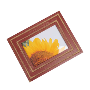 Cadre photo en bois de tournesol de haute qualité pour la maison - Option économique avec des caractéristiques premium - Fabriqué en Chine - Product Image 1