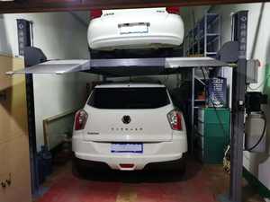 CE 인증 주차 호이스트 수직 주차장 간단한 4 포스트 자동차 스태커 유압 2 레벨 자동차 주차 리프트 - Product Image 3