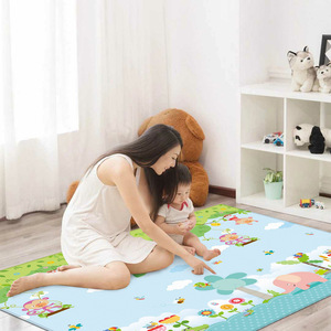 Alfombra de gateo para bebés Huaying de 175x146 cm, plegable de doble cara, de espuma EVA, para bebés de 0 a 24 meses, con diseño de dibujos animados. - Product Image 2
