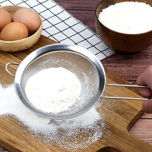 Ensemble de passoires à mailles fines en acier inoxydable, <span class=keywords><strong>tamis</strong></span> à farine multi-usages avec poignée, parfait pour le thé, la farine, les œufs, outil de <span class=keywords><strong>cuisine</strong></span> - Product Image 3