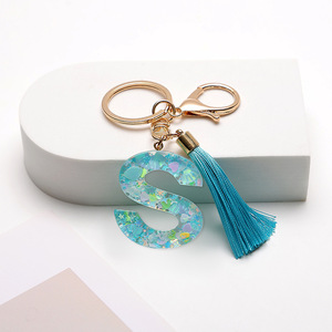 Llavero de moda azul cielo con letras brillantes y borla, adorno para bolso, regalo perfecto de cumpleaños o festivo para amigos - Product Image 5
