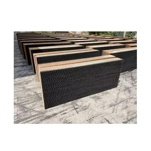 Tapis de refroidissement pour maison de poulet, poulet