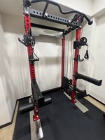 Equipo de Gimnasio en Casa REYK, Máquina de Ejercicios Multifuncional 3D Compacta con Cable Cruzado, Power Rack, Smith Machine de Acero, 75 kg