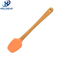 Cuillère à glace antiadhésive de qualité alimentaire, couleur personnalisée, spatule mélangeuse en silicone avec manche en bois pour la pâtisserie et la cuisine