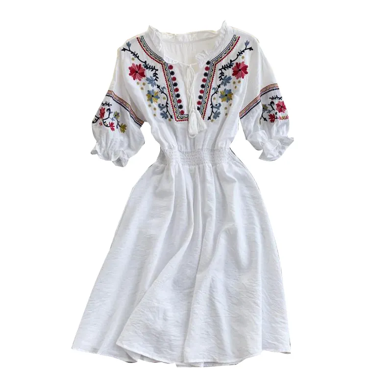 Stickerei Kleid Weiß Sommerkleid Quaste Elegante Strand kleider Blumen Böhmische Kleidung Red Mori Girl National Style Langrock