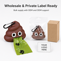 Distributeur de sacs à déjections canines moderne en forme de crotte de chien, support de sacs à déchets à suspendre pour les promenades en extérieur, fournitures pour animaux de compagnie OEM ODM