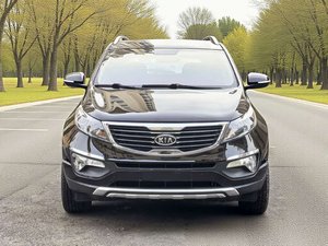 ספורטאז' משומש שנת 2012, מנוע 2.0 ליטר, אוטומטי, הנעה קדמית, 5 מושבים, הגה בצד שמאל, פנים כהה, מושבי בד, אמין לנסיעות יומיומיות. - Product Image 2