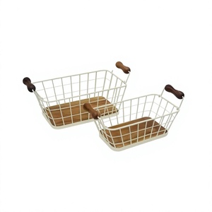 Panier métallique en fer blanc à usages multiples, décoration de la maison, rangement en treillis métallique, panier métallique avec poignée en bois - Product Image 1