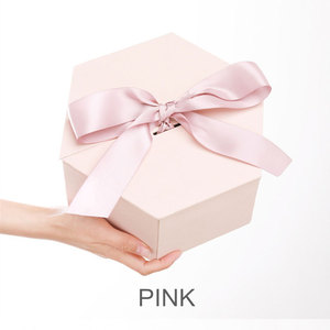 hecho a mano elegante hexagonal <span class=keywords><strong>de</strong></span> papel <span class=keywords><strong>de</strong></span> cartón <span class=keywords><strong>de</strong></span> dama <span class=keywords><strong>de</strong></span> <span class=keywords><strong>honor</strong></span> caja <span class=keywords><strong>de</strong></span> regalo para el embalaje <span class=keywords><strong>de</strong></span> regalo con cinta - Product Image 4