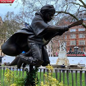 Statue de l'Homme de Vitruve en bronze de grande taille pour l'art de jardin extérieur, statue en laiton de Da Vinci - Product Image 5