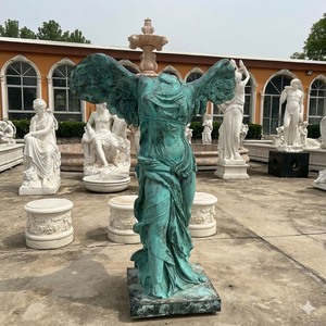 Escultura de Figura Masculina de Estilo Renacentista en Bronce a Tamaño Real Personalizada para Jardín y Proyectos de Arte Público - Product Image 1