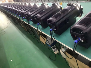 350W COB 줌 LED 프레넬 조명 높은 CRI>95 3200K-5600K 따뜻한 백색 및 차가운 백색 알루미늄 합금 쉘 15-60도 DMX 무대 조명 - Product Image 5