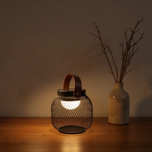 Lampe de bureau de charge solaire moderne simple maison hôtel chevet salle à manger créative <span class=keywords><strong>Rechargeable</strong></span> industrie maille de fer Led lampe de Table - Product Image 6