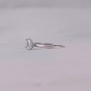 Anillo de diamante solitario de oro macizo de 14 quilates certificado IGI, Diamante de compromiso de corte de pera princesa cultivado en laboratorio personalizable - Product Image 4