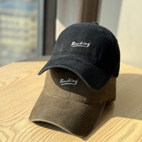 Casquette non structurée brodée en gros à large bord avec lettres pour femme