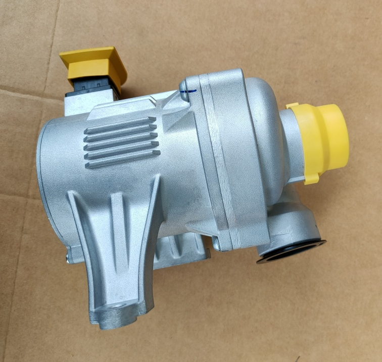 GEELY Starray5D SUV Auto Parts Engine Electronic Water Pump