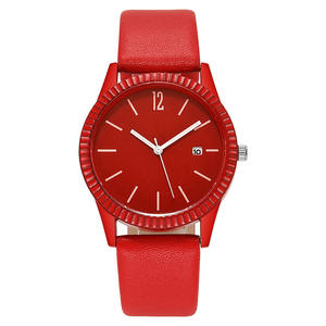 Montre à quartz minimaliste ultra-fine et étanche pour couples - Product Image 3