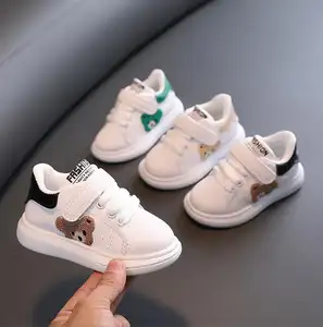 Sepatu kets tenis kasual untuk anak laki-laki, sepatu Sneakers olahraga lari datar bersirkulasi antiselip, sepatu kasual musim semi musim gugur untuk anak laki-laki dan perempuan