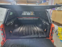 Toldo de Aluminio para Camioneta Nissan Frontier con Caja de 5 Pies (2022-2026), Bloqueable, Impermeable, con Luz de Freno LED, Carga de Techo de 350 kg