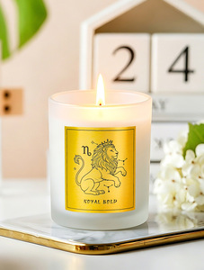 Vela aromática Golden Label con aroma a constelación de Libra en frasco de vidrio esmerilado, ideal para regalo de cumpleaños - Product Image 6