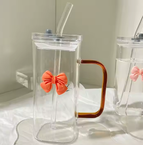 2025 뜨거운 판매 여자의 사각 유리 컵 커피 차 음료 용기 Bowknot 뚜껑과 빨대와 주방 도구에 대 한 주스 물 - Product Image 4