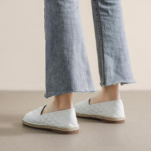 Chaussures plates décontractées XINZI RAIN sur mesure, faible MOQ, dessus en cuir respirant, talon de 3 cm, espadrilles pour femmes - Product Image 6