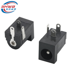 Conector de Alimentación CC DC 005, 5.5 x 2.1 mm, Pin Redondo, Pin Plano de 2.0 mm, Conector de Tres Puntas para Electrónica - Product Image 3
