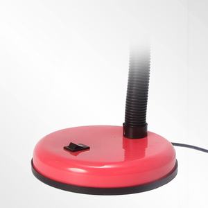 Lampada Flessibile Articolata 1xE27 Rossa, Dimensioni 57x39x15 cm, Ideale per Illuminazione di Scrivanie e Spazi di Lavoro. - Product Image 1