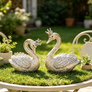 Figura Decorativa de Resina Pintada a Mano Redeco Regal Crown Swan Queen, Dorado, Plateado, Blanco, Decoración Vintage para el Hogar, Regalo de Lujo, Arte - Product Image 4