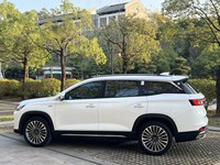 Jetour X90 Zilong 2.0T DCT SUV d'occasion, modèle Ever-Victorious, 5 places, automatique, turbo, jantes en alliage R20, toit ouvrant panoramique en tissu.