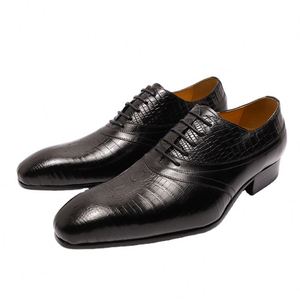 Chaussures habillées Oxford en cuir noir de luxe pour hommes, chaussures de bureau formelles pour hommes d'affaires avec lacets - Product Image 1