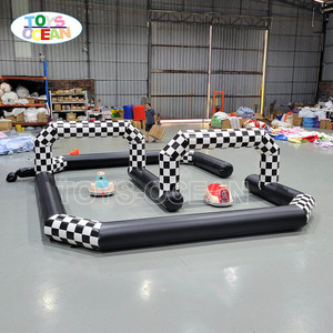 Piste <span class=keywords><strong>de</strong></span> course gonflable robuste pour voitures tamponneuses, piste <span class=keywords><strong>de</strong></span> karting gonflable à carreaux pour enfants et fêtes foraines - Product Image 3