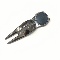 Outil de réparation de divots de golf tout-en-un, marqueur de ligne de balle de golf, en alliage durable, accessoires pratiques pour le golf sur le terrain