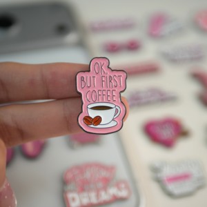 Pegatinas Populares con Diseños de Tazas de Café, Pegatinas para Teléfonos Móviles, Pegatinas Metálicas para Carcasas de Teléfonos Móviles en Kuwait, Pegatinas para Computadoras Portátiles - Product Image 1