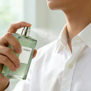 Perfume Natural Fresh France Formula con Aroma Floral Cítrico de Bergamota y Notas Amaderadas de Vainilla, Perfume en Spray de Marca Privada para Unisex - Product Image 2