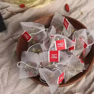 Tas Infuser teh nilon segitiga sekali pakai, kantung penyaring teh piramida jaring nilon dengan tali serut label