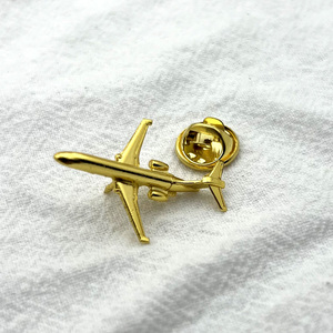 Le fabricant se spécialise dans la production de broches d'avion en métal Formes personnalisées et divers badges de chapeau en métal d'avion - Product Image 4