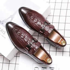 Chaussures en cuir brodées de style italien de qualité supérieure pour hommes, mocassins Oxford faits à la main, pour l'automne et les mariages légers - Product Image 6